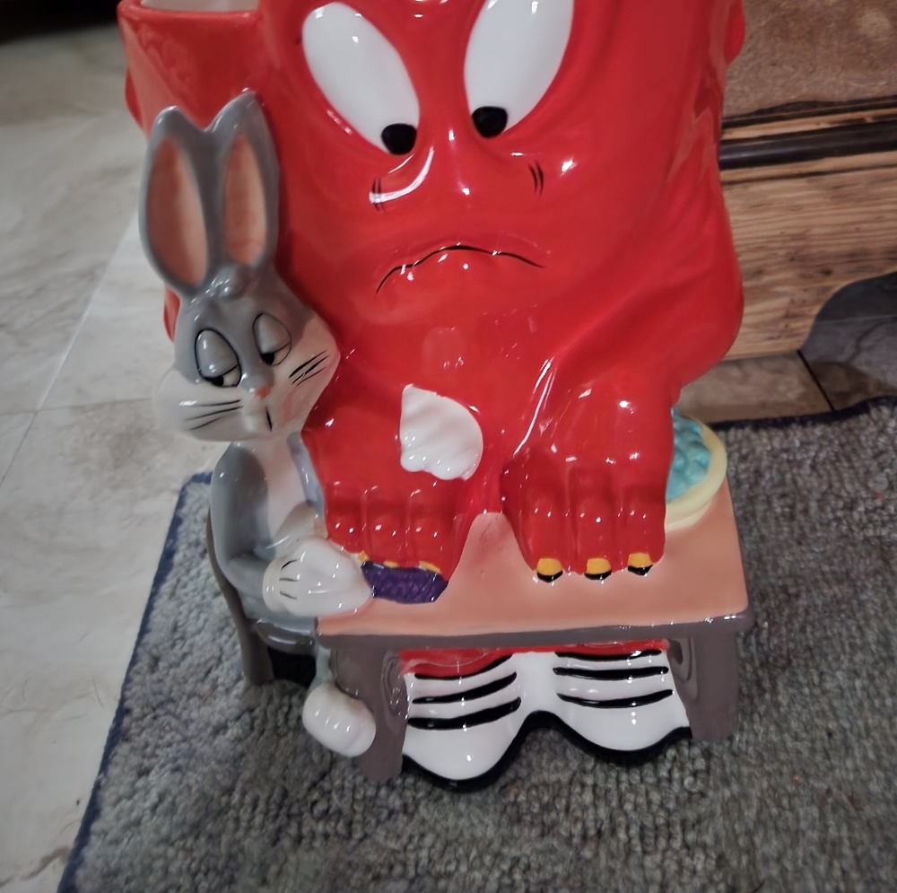 Cookie jar